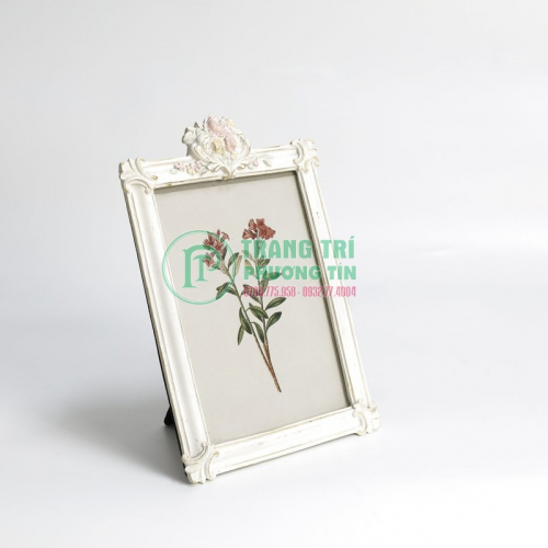 Khung hoa văn chữ nhật hoa đính kèm