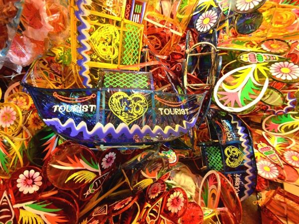 Đèn trung thu an toàn, chống cháy nổ mùa Trung Thu