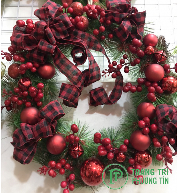 Vòng nguyệt quế nơ đỏ quả châu đỏ