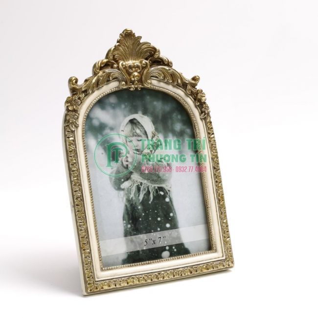 Khung hoa văn cổ điển bo tròn