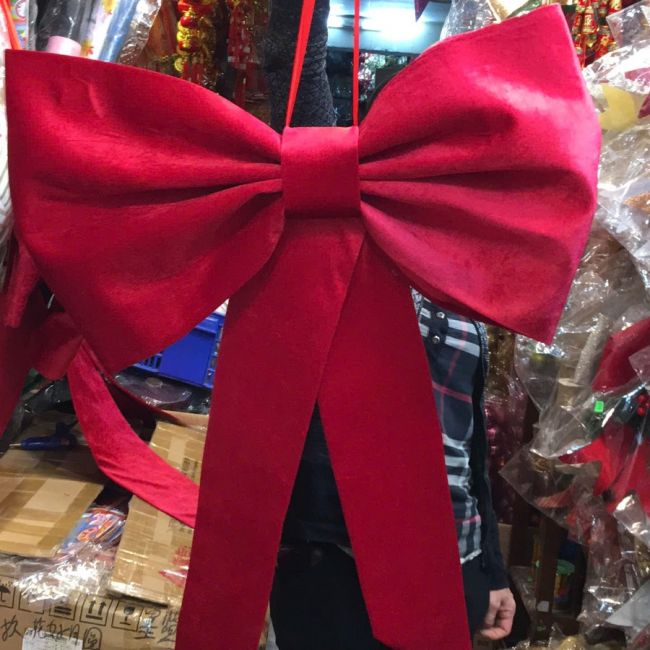 Nơ khổng lồ đỏ nhung