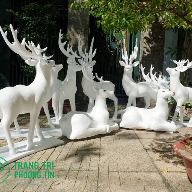 Tuần lộc trang trí Giáng Sinh