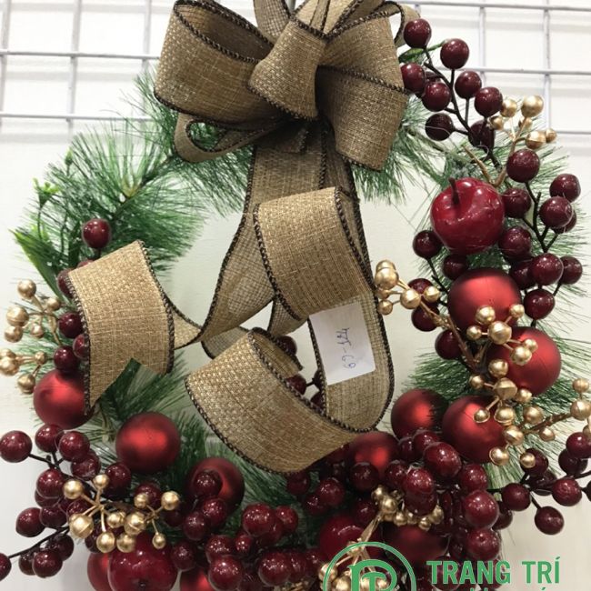 Vòng nguyệt quế nơ quả châu