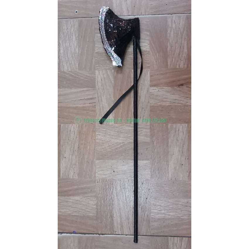 Búa sắc Halloween