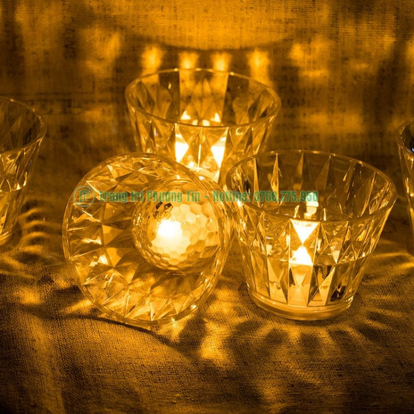 Cốc nến pha lê kim cương